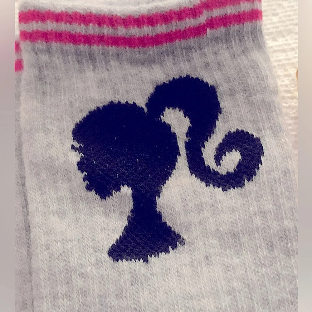Barbie Crew Socks sz 6-10 Womens Light Grey and Hot Pink very cute trending NEW